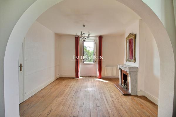 A vendre Biarritz Saint-Charles - Appartement ancien, dernier étage à quelques pas de la Grande Plage