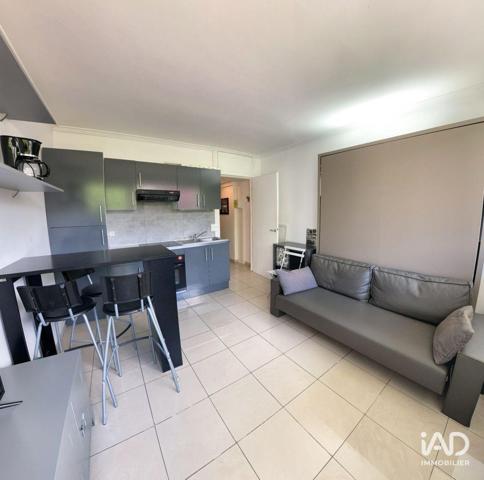 Location studio 22 m² Lille