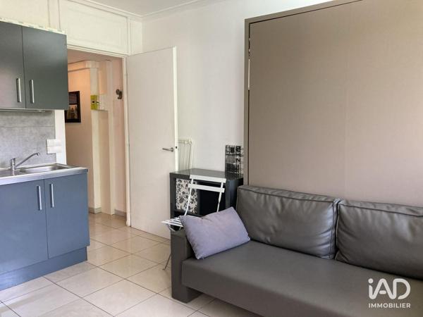 Location studio 22 m² Lille
