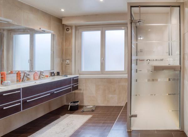 Appartement à vendre 4 pièces CLUSES (74)