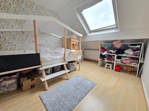 Maison Osny 7 pièce(s) 140 m2 €399 000 ** - Référence 10886