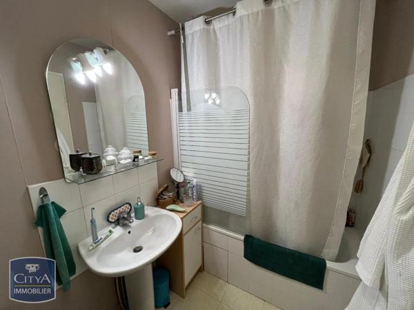 Appartement à louer 3 pièces 63.38m² Charnay-lès-Mâcon (71850)