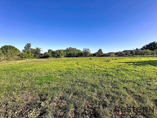 Terrain à vendre à TRETS - Vue sur Mont Aurelien