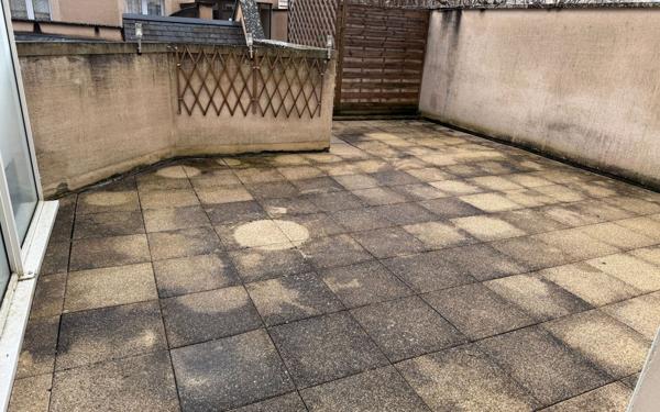 Appartement à vendre    3 pièces • 65 m2 Nogent-le-Rotrou