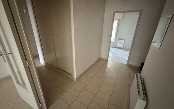 Appartement à vendre    3 pièces • 65 m2 Nogent-le-Rotrou