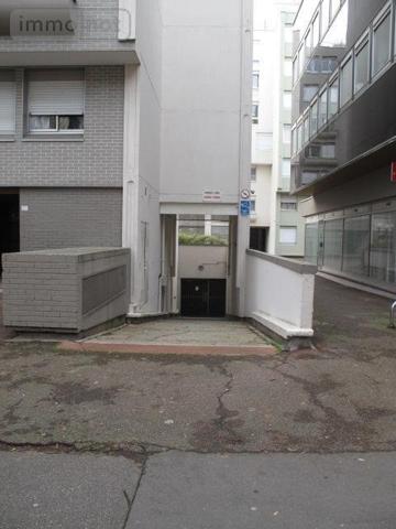 Garage - Parking à louer à Rouen en Seine-Maritime (76000), ref : 76002-L325