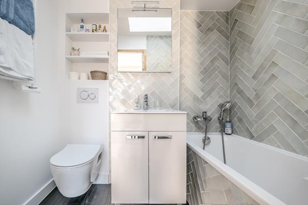 Paris (75014) PARIS 14 ÈME ALÉSIA / PLAISANCE : MAISON D’ARCHITECTE AVEC TERRASSE.