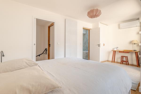 Paris (75014) PARIS 14 ÈME ALÉSIA / PLAISANCE : MAISON D’ARCHITECTE AVEC TERRASSE.