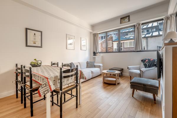 Paris (75014) PARIS 14 ÈME ALÉSIA / PLAISANCE : MAISON D’ARCHITECTE AVEC TERRASSE.