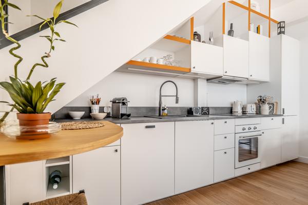 Paris (75014) PARIS 14 ÈME ALÉSIA / PLAISANCE : MAISON D’ARCHITECTE AVEC TERRASSE.