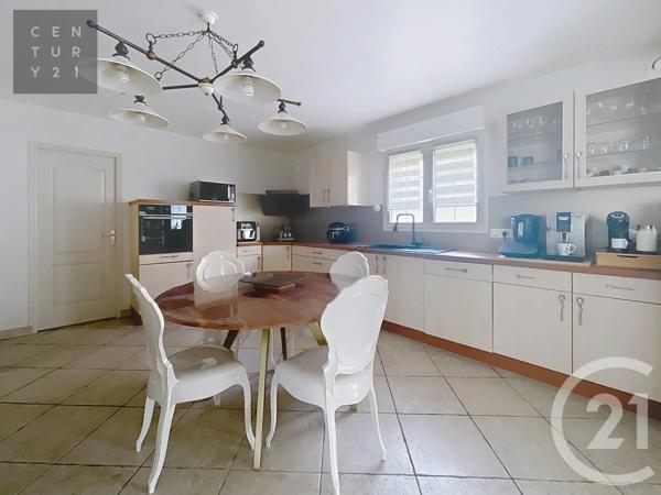 Maison à vendre  8 pièces - 202 m 2   TROYES  - 10