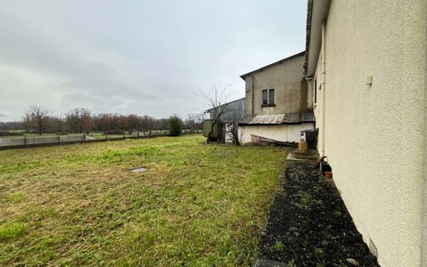 Maison à vendre    3 pièces • 70 m2 Nieuil