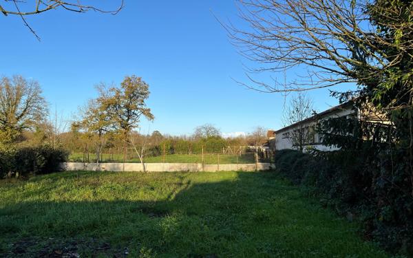 Maison à vendre    3 pièces • 70 m2 Nieuil