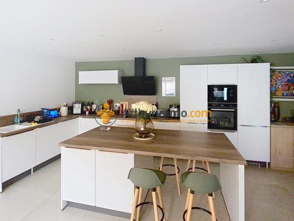 Vente                                                      Villa
                        
                     4 pièces                      117 m2                     à Cabestany