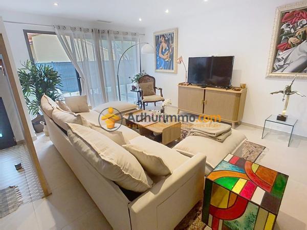 Vente                                                      Villa
                        
                     4 pièces                      117 m2                     à Cabestany