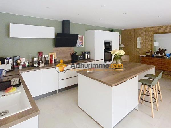 Vente                                                      Villa
                        
                     4 pièces                      117 m2                     à Cabestany