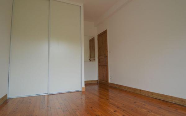 Appartement à louer    4 pièces •  Billère