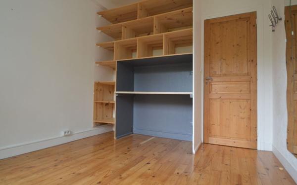 Appartement à louer    4 pièces •  Billère