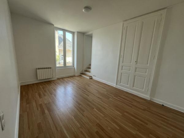 Appartement à louer |  Argenton-sur-Creuse |  3 pièces | 100 m²