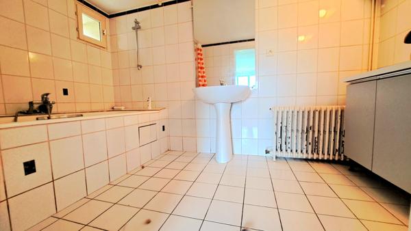 Magnifique Maison 140m2 / 2 chambres et dependance type studio 35m2