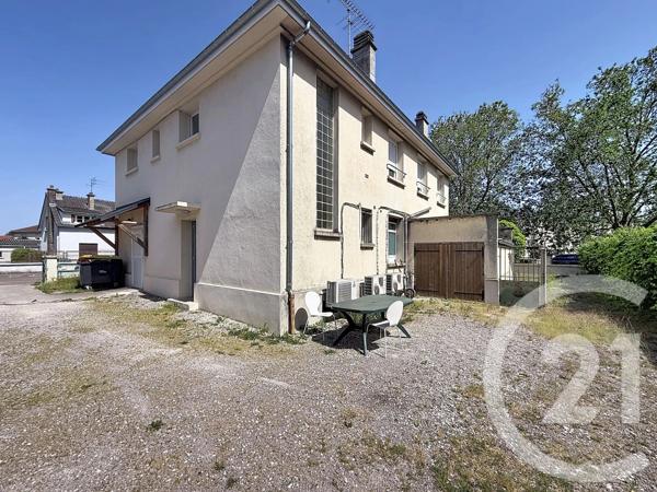 Immeuble à vendre  212 m 2   TROYES  - 10