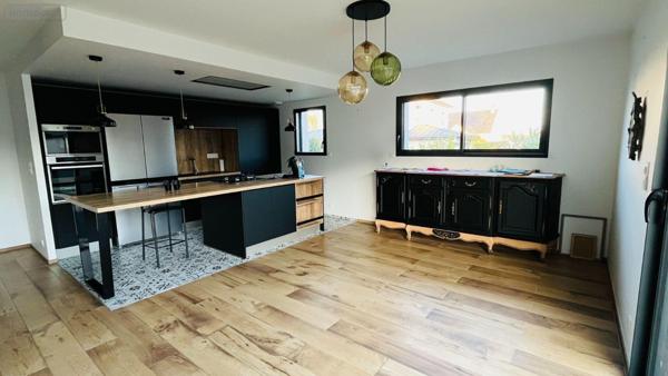 Maison individuelle à vendre à Vitré en Ille-et-Vilaine (35500), ref : 35142-40