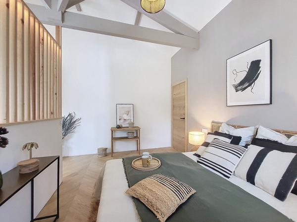 Urrugne (64122) Maison 9 pièces en R+1 d'environ 330m2 avec studio, piscine et garage sur parcelle de 8475m2