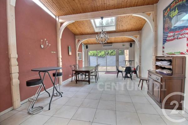Immeuble à vendre  600 m 2   ST AVOLD  - 57