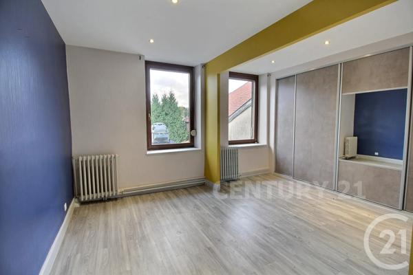 Immeuble à vendre  600 m 2   ST AVOLD  - 57