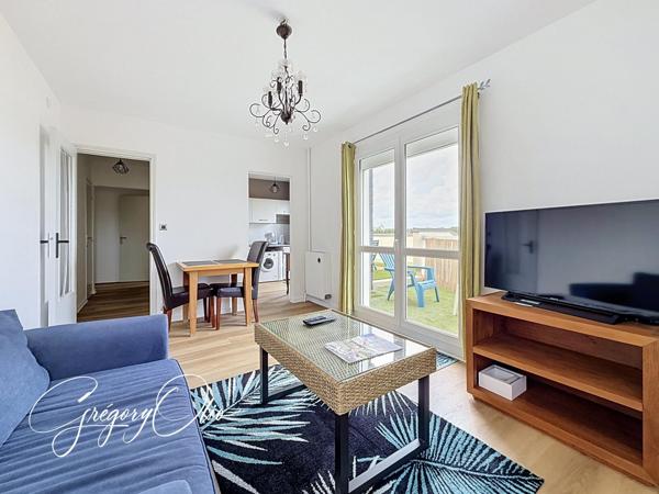 APPARTEMENT 2 PIECES AVEC TERRASSE DE 20 M2 ET PLACE DE PARKING