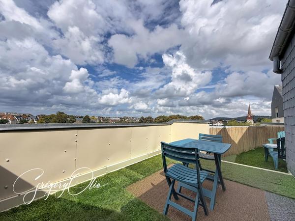 APPARTEMENT 2 PIECES AVEC TERRASSE DE 20 M2 ET PLACE DE PARKING