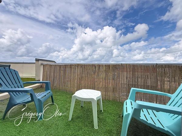 APPARTEMENT 2 PIECES AVEC TERRASSE DE 20 M2 ET PLACE DE PARKING