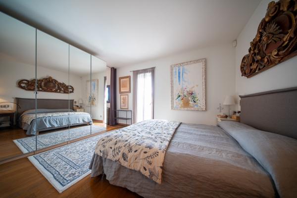 Maison d' architecte dans secteur recherché