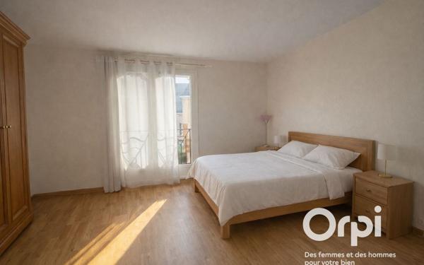 Maison à vendre    5 pièces • 105 m2 Montigny-le-Bretonneux