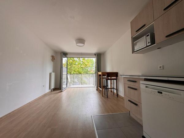 EURASANTÉ – T2 RÉCENT AVEC BALCON, VUE DÉGAGÉE ET PARKING