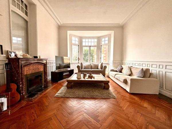 Maison à vendre 8 pièces de 252 m²