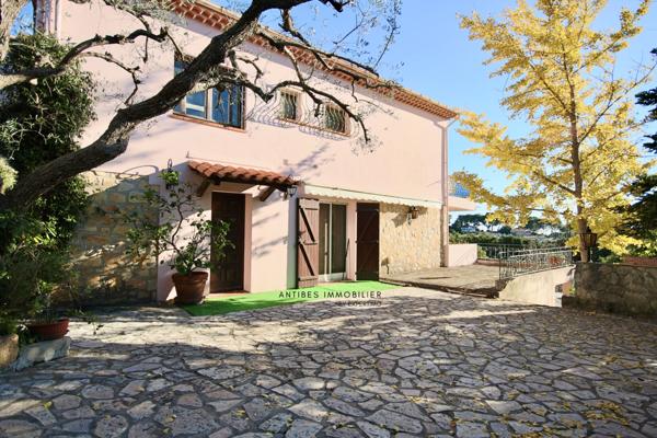 Antibes (06600) Maison Antibes Mitoyenne Secteur Cougoulins