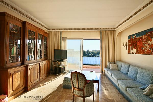 Antibes (06600) Maison Antibes Mitoyenne Secteur Cougoulins