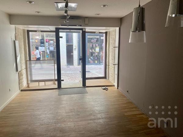 Local commercial Niort 100 m2