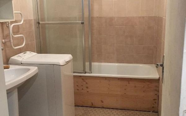 Appartement à louer    1 pièce •  Lyon 8