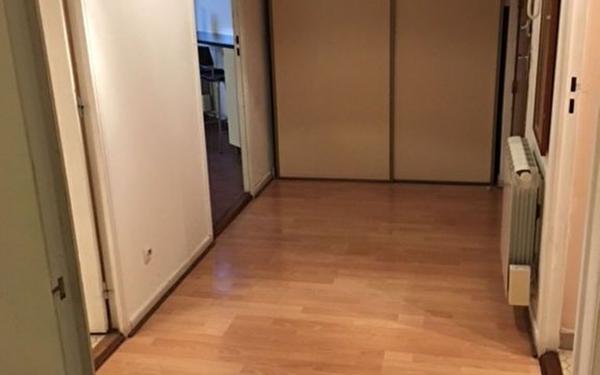 Appartement à louer    1 pièce •  Lyon 8