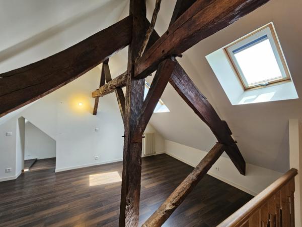 Immeuble de rapport composé de 6 logements et 1 local
