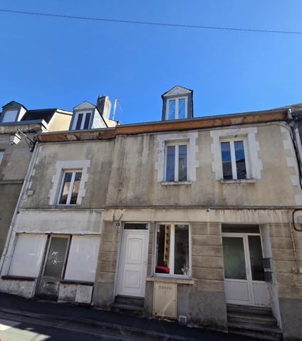 Immeuble de rapport composé de 6 logements et 1 local