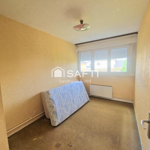 Maison avec 4 chambres, jardin et garage aux portes des frontières !