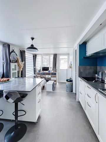 Sud Ardèche / Les Vans : Chalet 39 m2 avec terrasses et jardin attenant