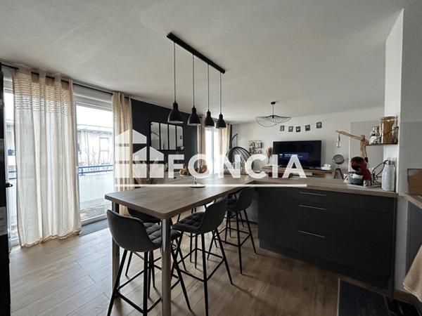 Location Appartement 3 pièces 64.11 m² - 2 ALLEE ARMONVILLE Poitiers 86000