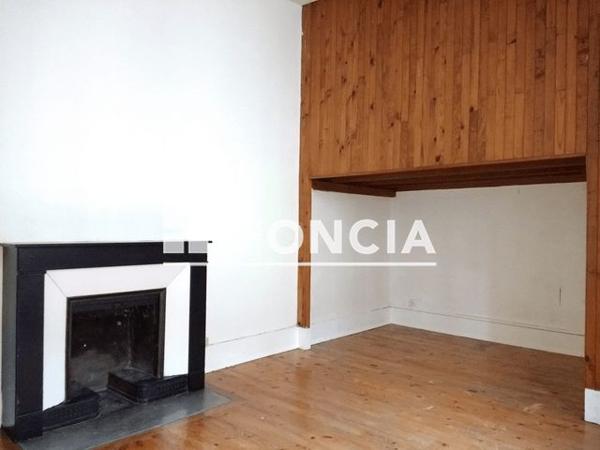 Location Appartement 3 pièces 45.22 m² - 1 RUE IRVOY Grenoble 38000