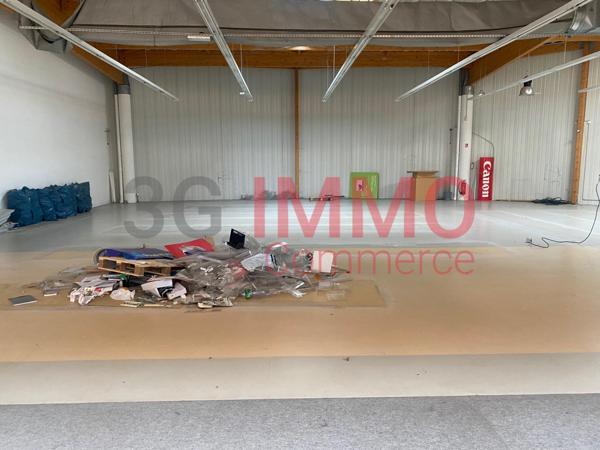 Location / Local Commercial