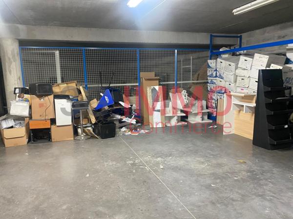 Location / Local Commercial