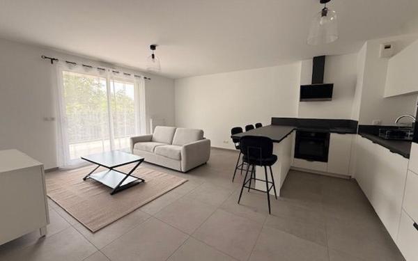 Appartement à louer    3 pièces • 65,37 m2 Saint-Genis-Laval